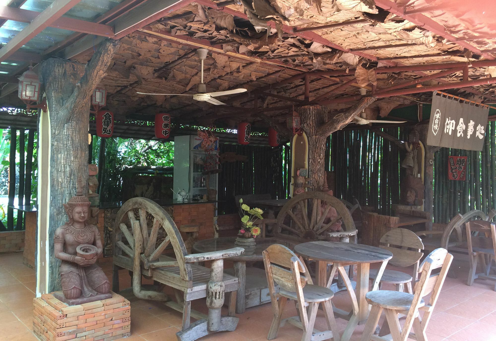 Himawari Restaurant & Cottage Ban Nong Hin  Экстерьер фото